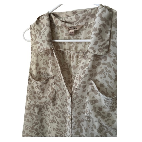 Decree sleeveless, leopard print blouse - Picture 2 of 4